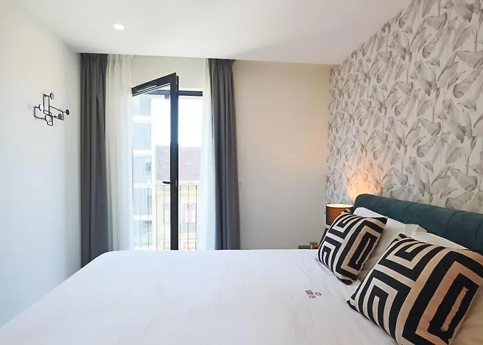 Hm - Issy Apartament