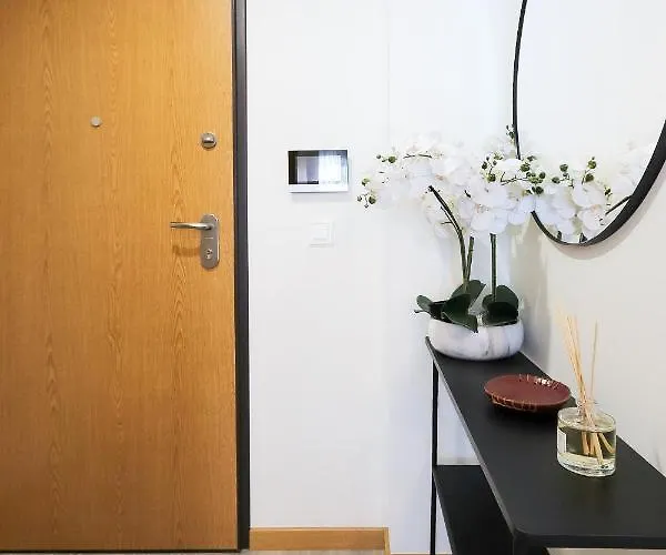 Hm - Issy * بورتو